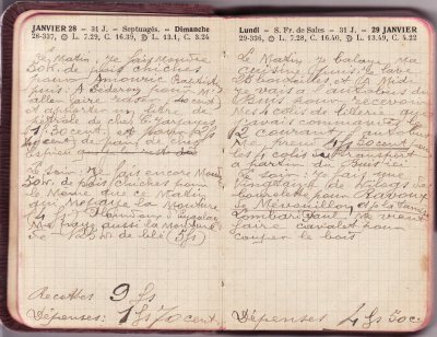 <p>— Dimanche 28 JANVIER.<br class='autobr' />
Le matin : Je fais moudre<br class='autobr' />
50 kg de pois chiches<br class='autobr' />
pour Amouric Baptistin<br class='autobr' />
puis : A Séderon pour m'<br class='autobr' />
aller faite raser (40 cent.)<br class='autobr' />
et apporter un litre de<br class='autobr' />
pétrole de chez C. Jarjayes<br class='autobr' />
(1 F 30 cent.) et pour 2 F<br class='autobr' />
40 cent. de pain de chez<br class='autobr' />
Espieu</p>
<p>Le soir : Je fais encore moudre<br class='autobr' />
50 kg de pois chiches pour<br class='autobr' />
le même que ce matin<br class='autobr' />
qui me paye la mouture<br class='autobr' />
(4 F) Plaindoux d'Eygalayes<br class='autobr' />
me paye aussi la mouture<br class='autobr' />
de 125 kg de blé (5 F).
<br />— Recettes :	9 F<br class='autobr' />
Dépenses : 1 F 70 cent.
<br />— Lundi 29 JANVIER.<br class='autobr' />
Le matin : Je balaye ma<br class='autobr' />
cuisine puis je lave<br class='autobr' />
25 bouteilles et à midi<br class='autobr' />
je vais à l'autobus du<br class='autobr' />
Buis pour recevoir<br class='autobr' />
mes 4 colis de literie que<br class='autobr' />
j'avais commandés le 2 courant L'autobus<br class='autobr' />
me prend 4 F 50 cent pour<br class='autobr' />
les 4 colis du transport<br class='autobr' />
à partir du Buis ici</p>
<p>Le soir : Je fais une<br class='autobr' />
vingtaine de kilos de<br class='autobr' />
bourelette pour Ravoux<br class='autobr' />
de Mévouillon et je la tamise<br class='autobr' />
Lombard Paul me vient<br class='autobr' />
faire cavalet pour<br class='autobr' />
couper le bois.
<br />— Dépenses : 4 F 50 c</p>© Essaillon
